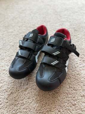 Peloton Indoor Cycling Shoes with Delta-Compatible Cleats Size 40